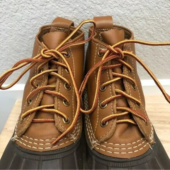 L.L. Bean Brown Leather 6" Leather Duck Boots 9 - Picture 5 of 8